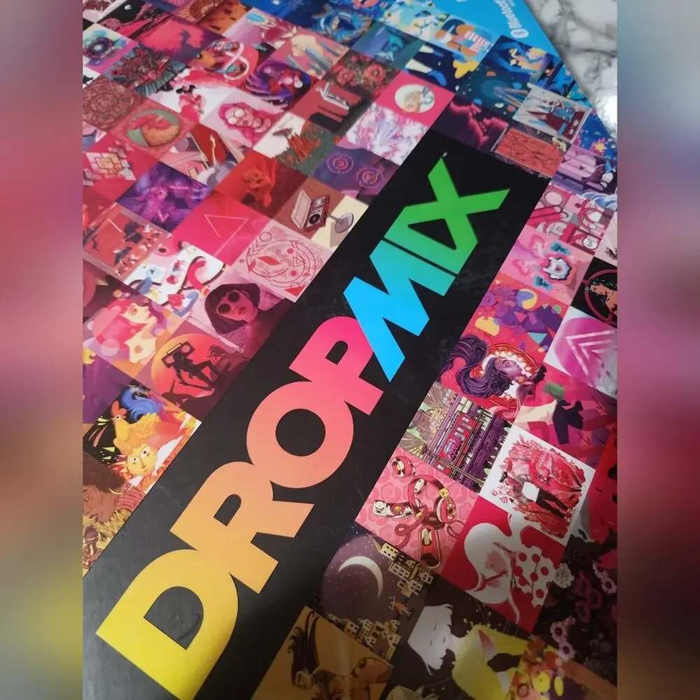 Dropmix music gaming system